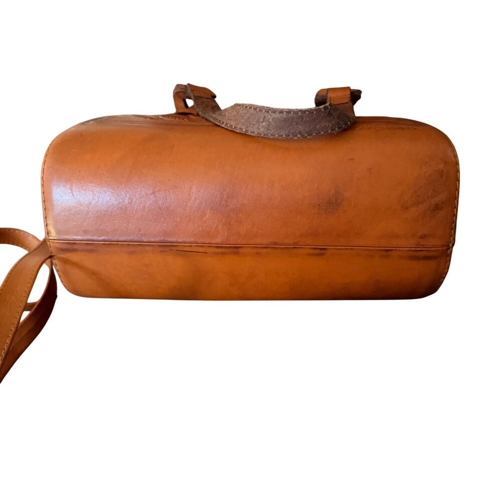 Rugero Handcrafted Tooled Leather Crossbody Bag With Floral & Eagle Design - Picture 7 of 10